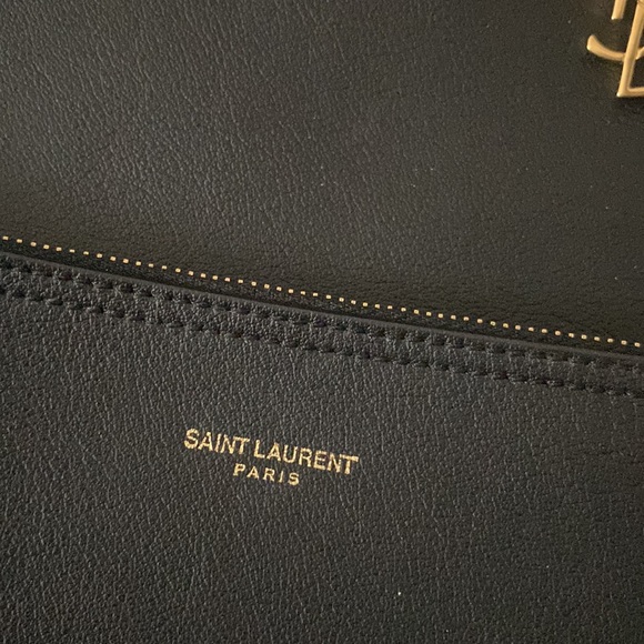 ** BRAND NEW CONDITION** Saint Laurent Black Leather North-South Shoulder Tote - Picture 10 of 12